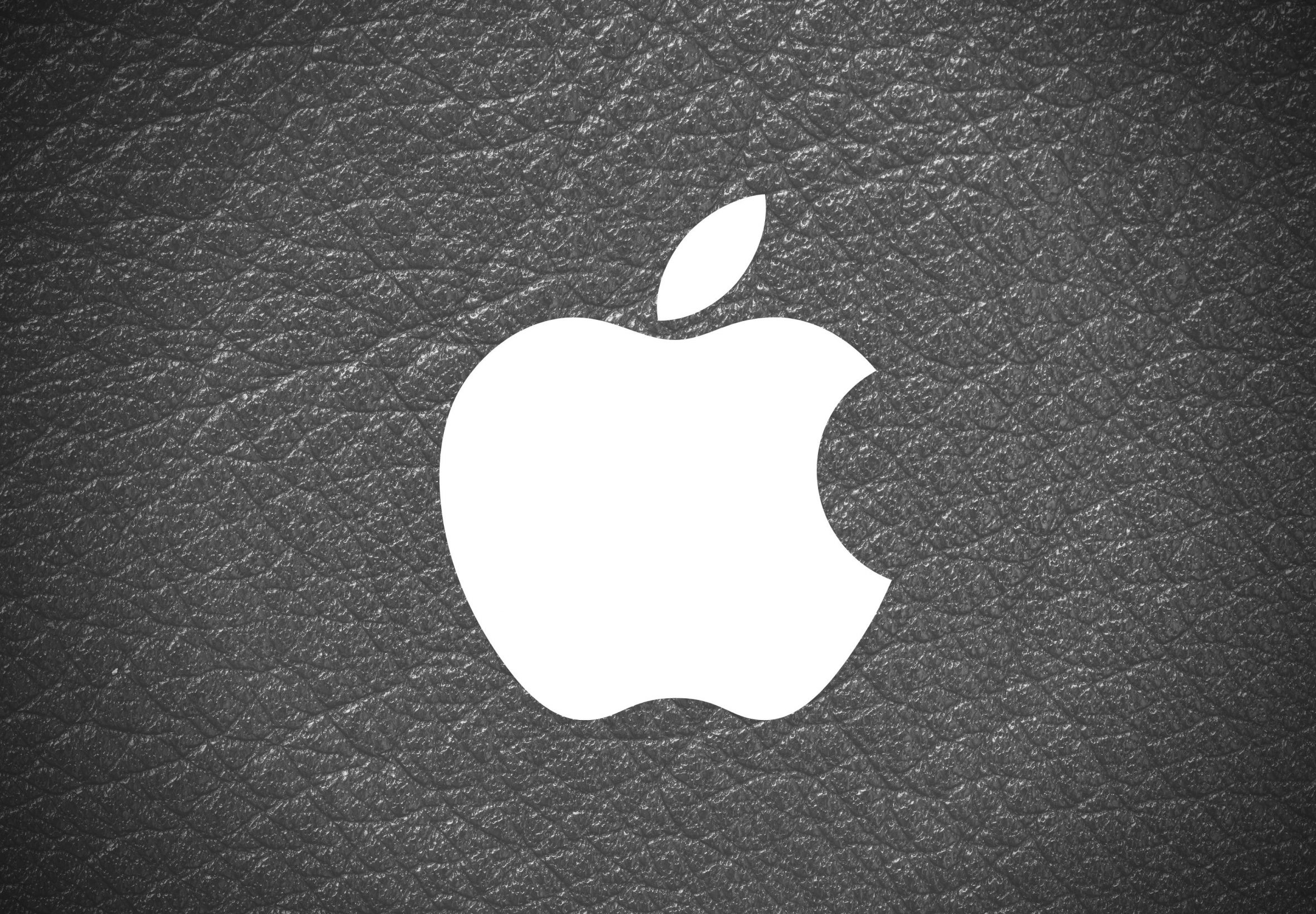 2360x1640 iPad Air wallpaper 4k Apple Logo Leather Black and White iPad Wallpaper 2360x1640 pixels resolution