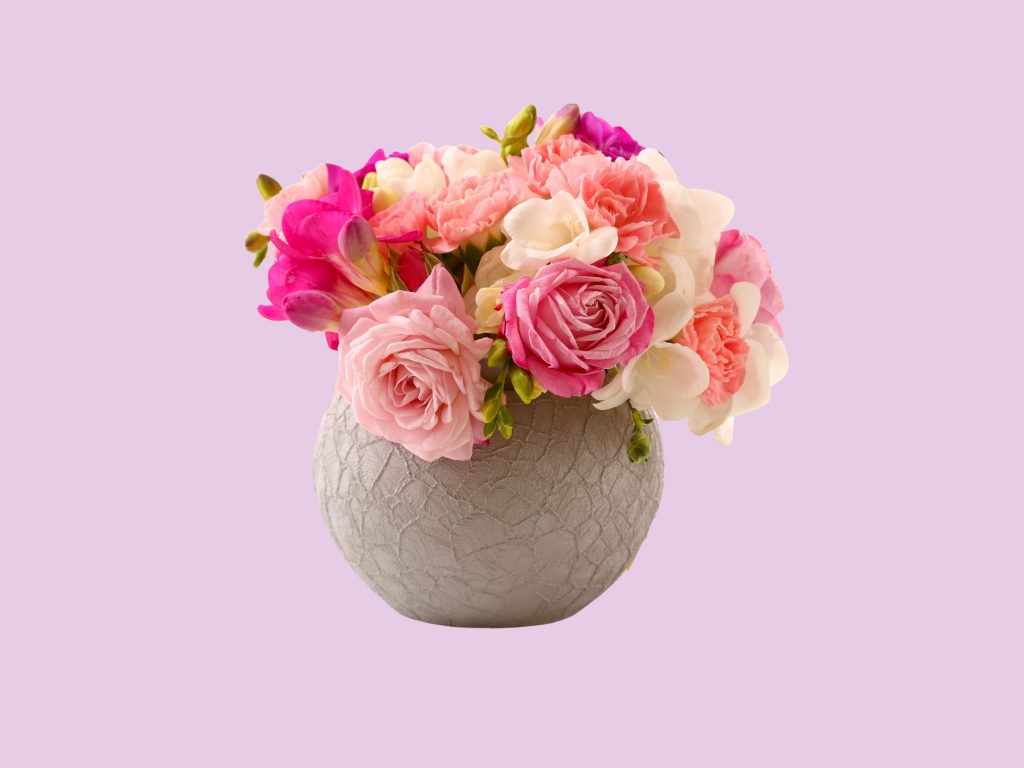 1024x768 wallpaper 4k Vase Pink Roses Floral Pot iPad Wallpaper 1024x768 pixels resolution