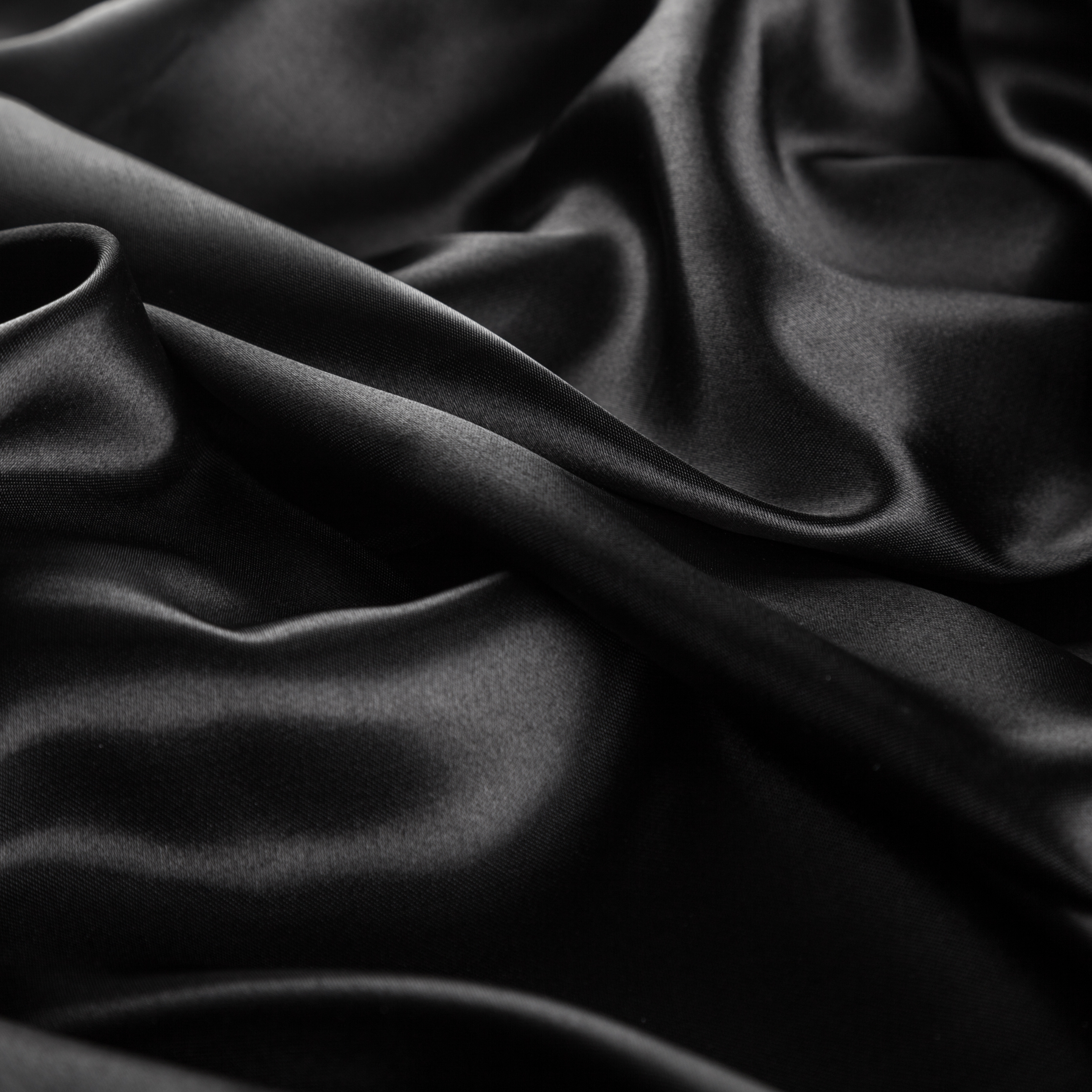 Black Silk Clothing iPad Wallpaper