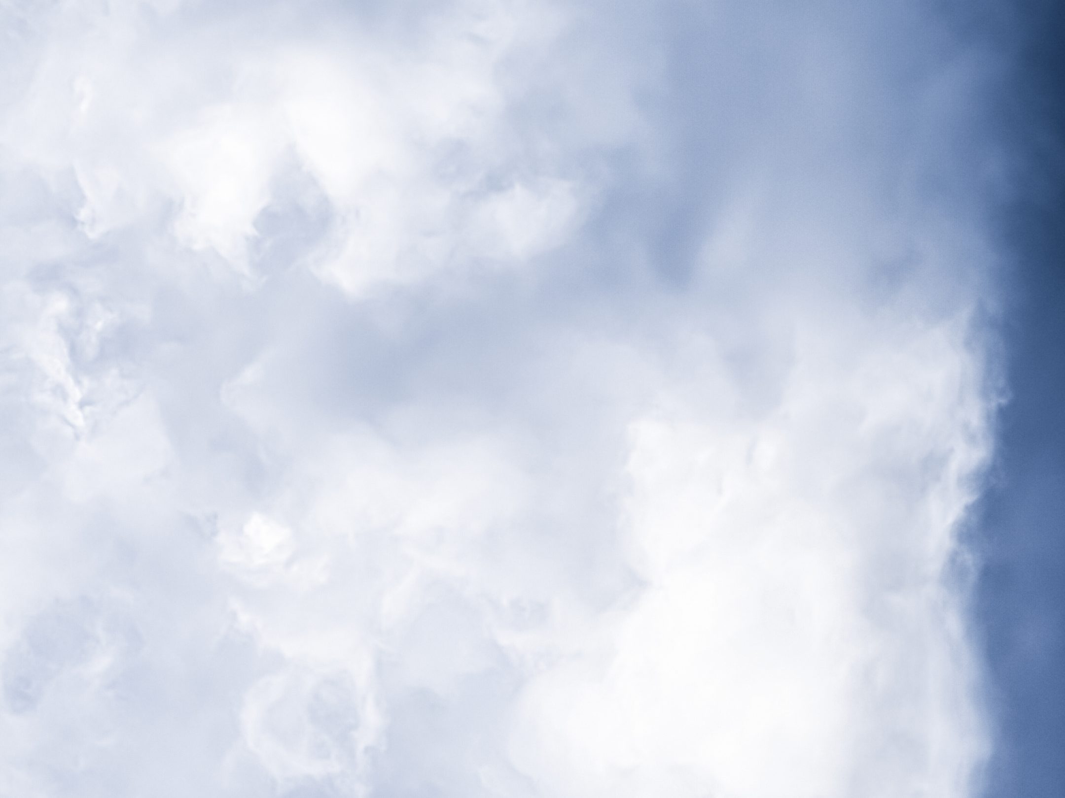 2160x1620 iPad wallpaper 4k Minimalist Blue Sky Cloudy iPad Wallpaper 2160x1620 pixels resolution