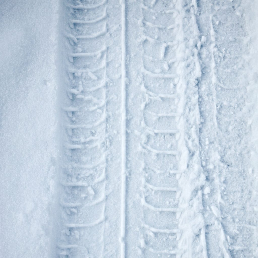 1024x1024 wallpaper 4k Tyre Track Snow Winter iPad Wallpaper 1024x1024 pixels resolution