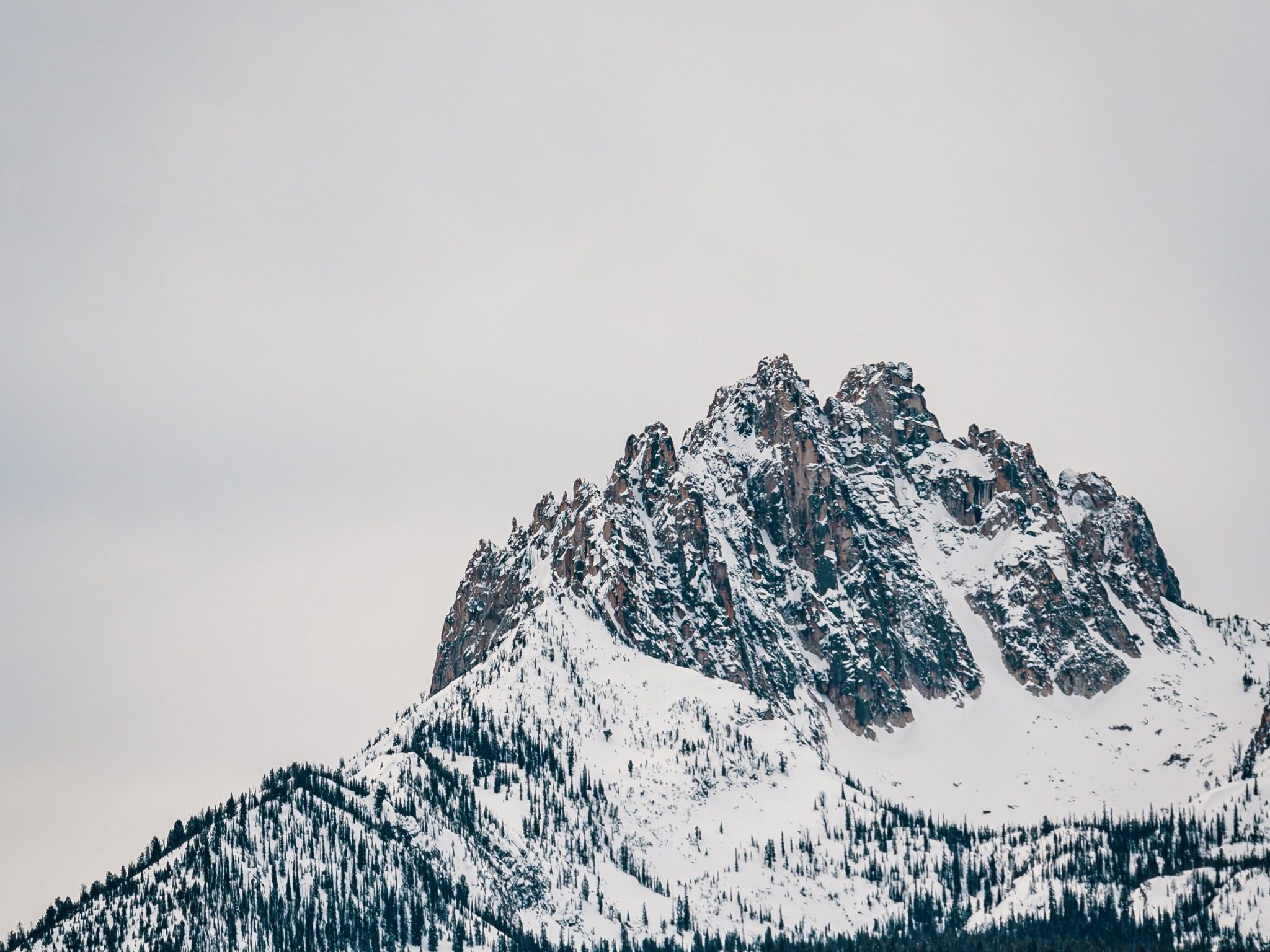2048x1536 wallpaper Winter Snow Mountain Peak Rocky iPad Wallpaper 2048x1536 pixels resolution